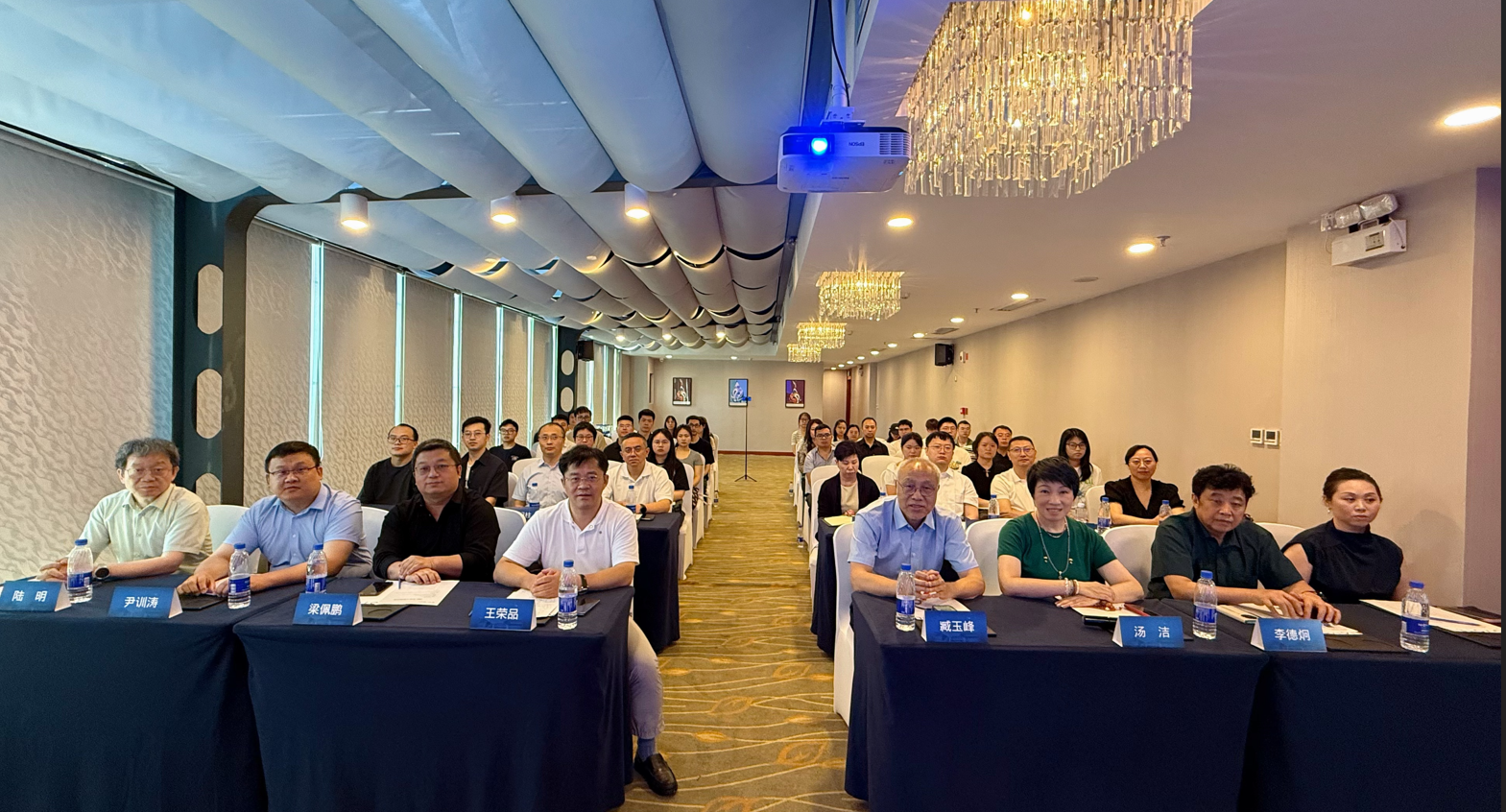 1763781790335088.png image.png